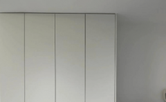 <b>跟着家居拆修旺季的到</b>